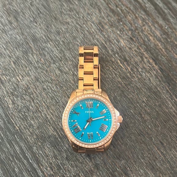 Fossil Watch - Picture 2 of 4